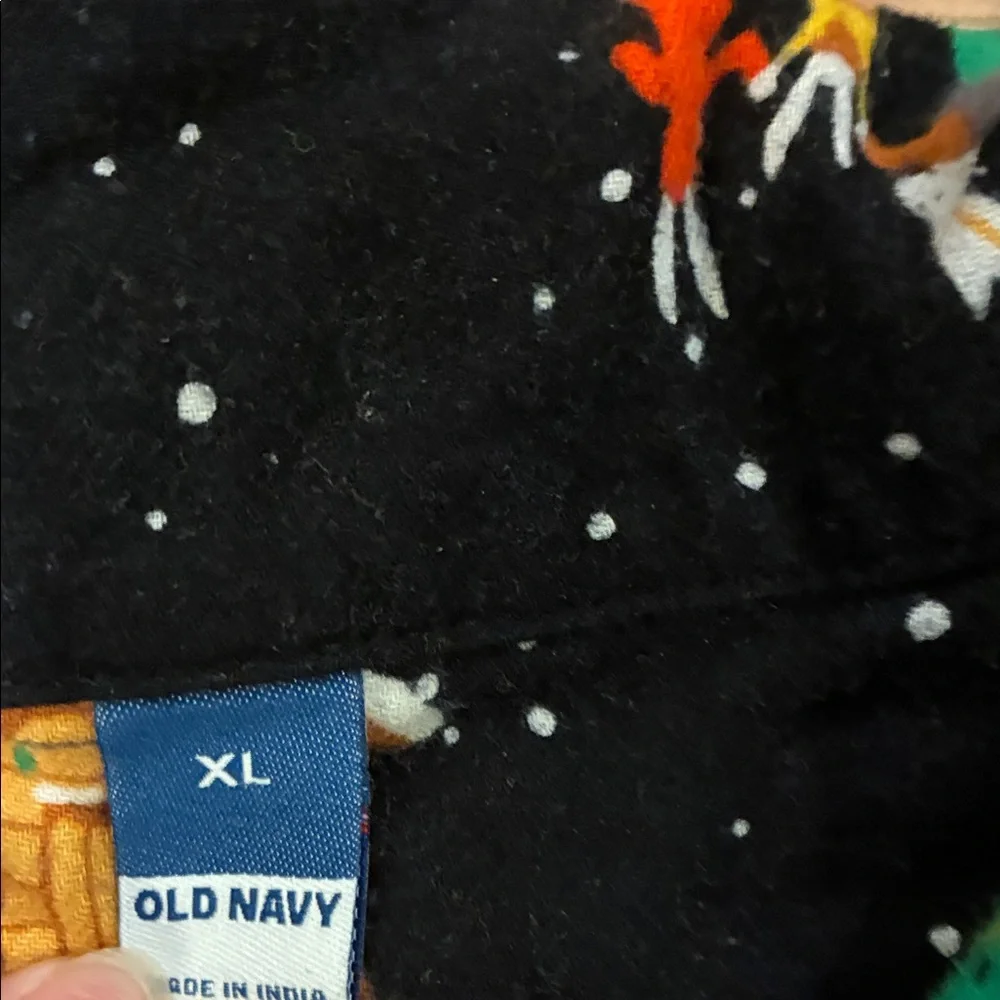 Old Navy vibrant holiday